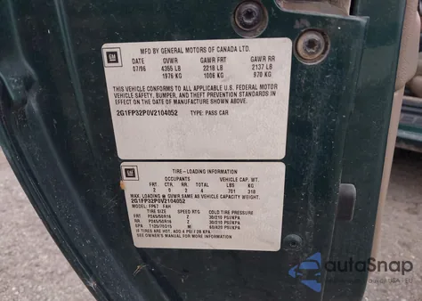 1997 Chevrolet Camaro Z28 из США, поврежденный, VIN 2G1FP32P0V2104052